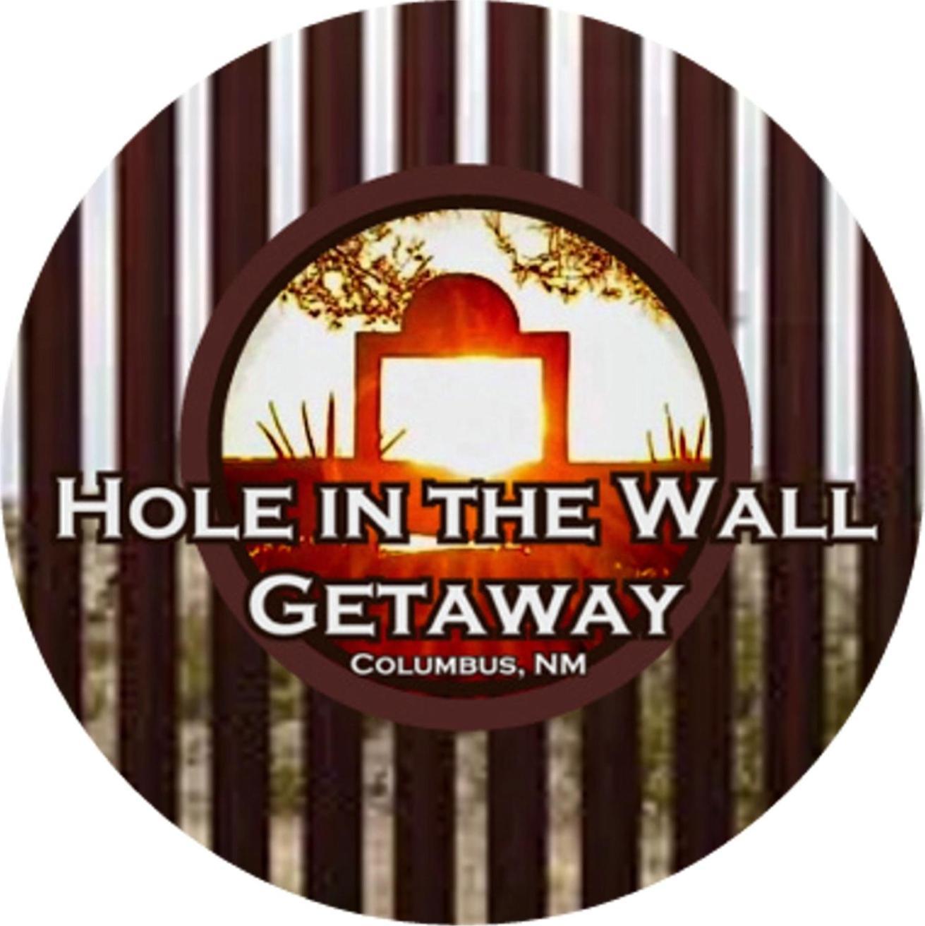 Hole In The Wall Getaway - Usa Mexico Border Bed And Breakfast Columbus Eksteriør billede