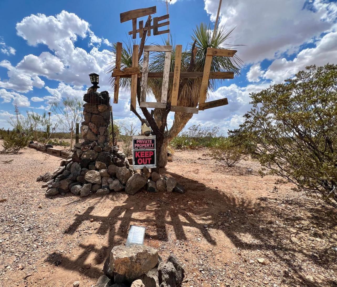 Hole In The Wall Getaway - Usa Mexico Border Bed And Breakfast Columbus Eksteriør billede
